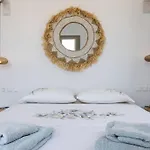 House Of Harmony - Beachfront アンティパロス島